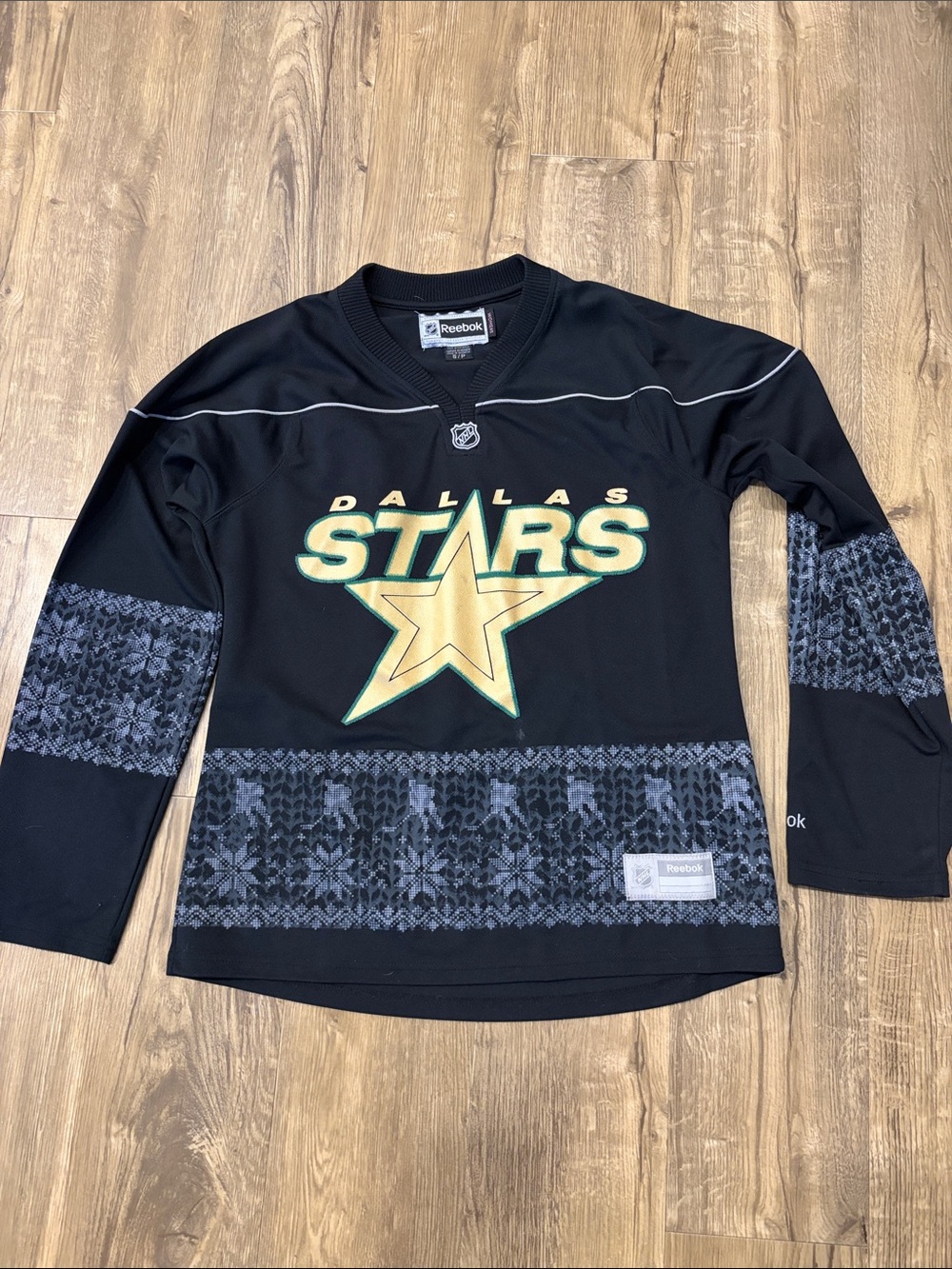 Reebok Women’s Dallas Stars Sweater Design Pullover Jersey Small